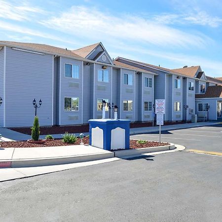 Quality Inn & Suites Near Nas Fallon Eksteriør billede