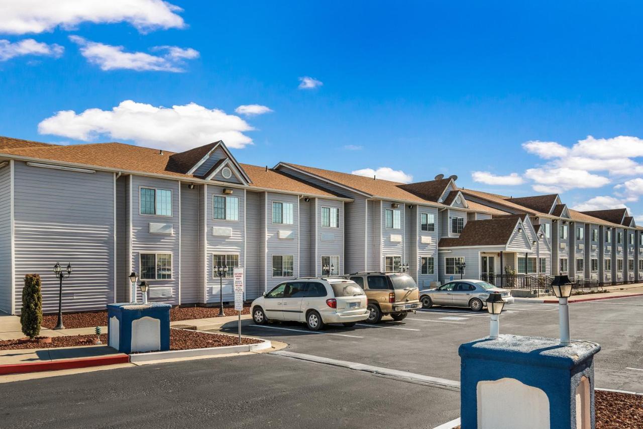 Quality Inn & Suites Near Nas Fallon Eksteriør billede