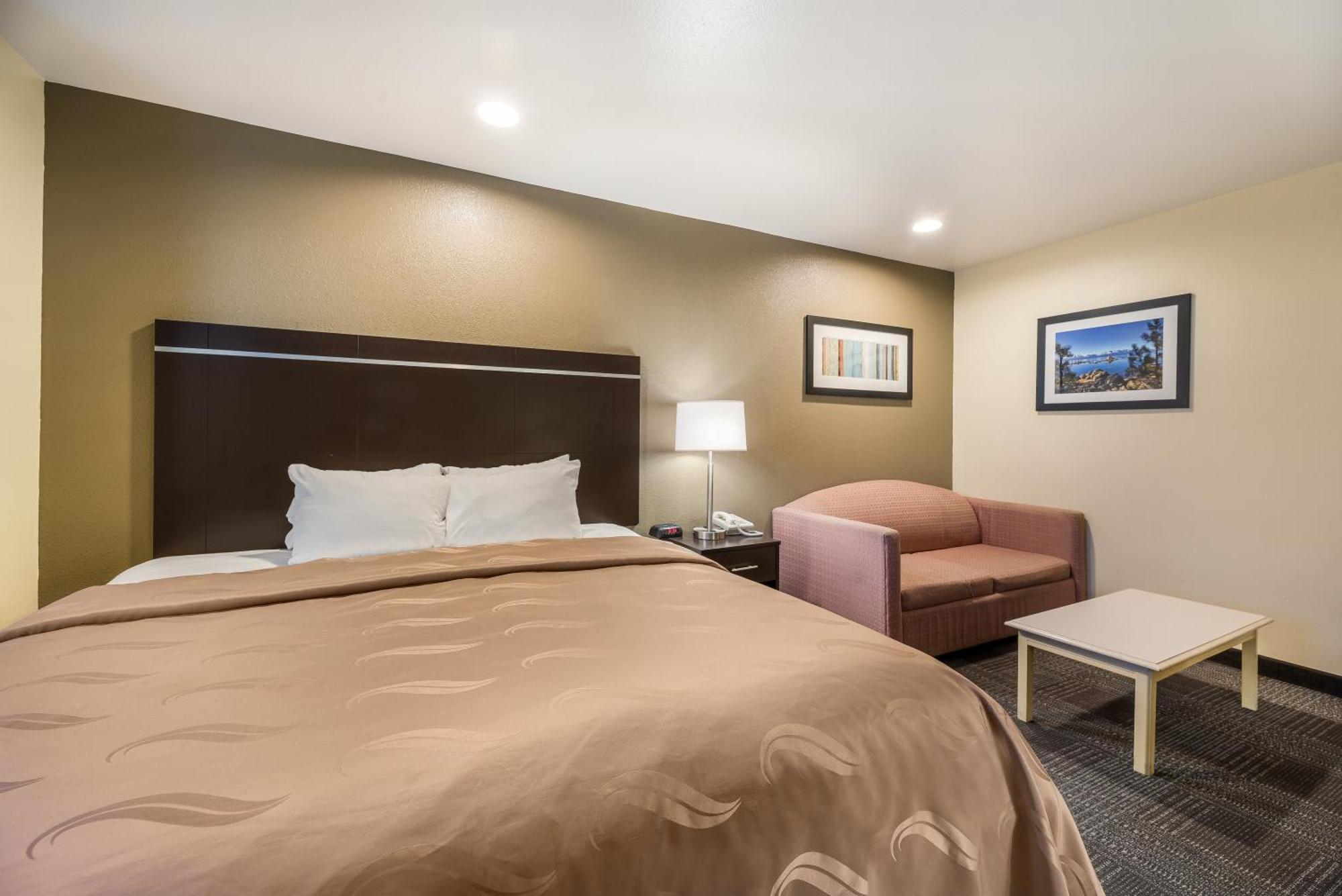 Quality Inn & Suites Near Nas Fallon Eksteriør billede