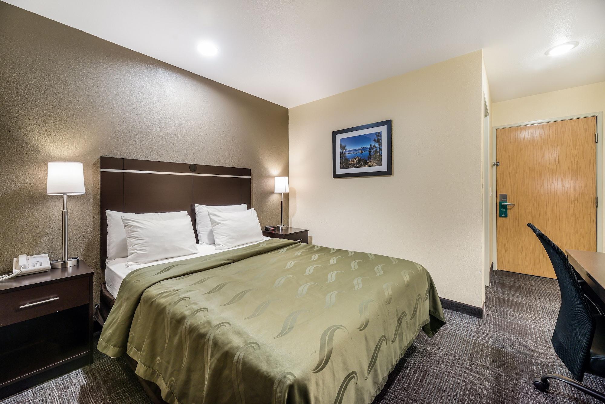 Quality Inn & Suites Near Nas Fallon Eksteriør billede