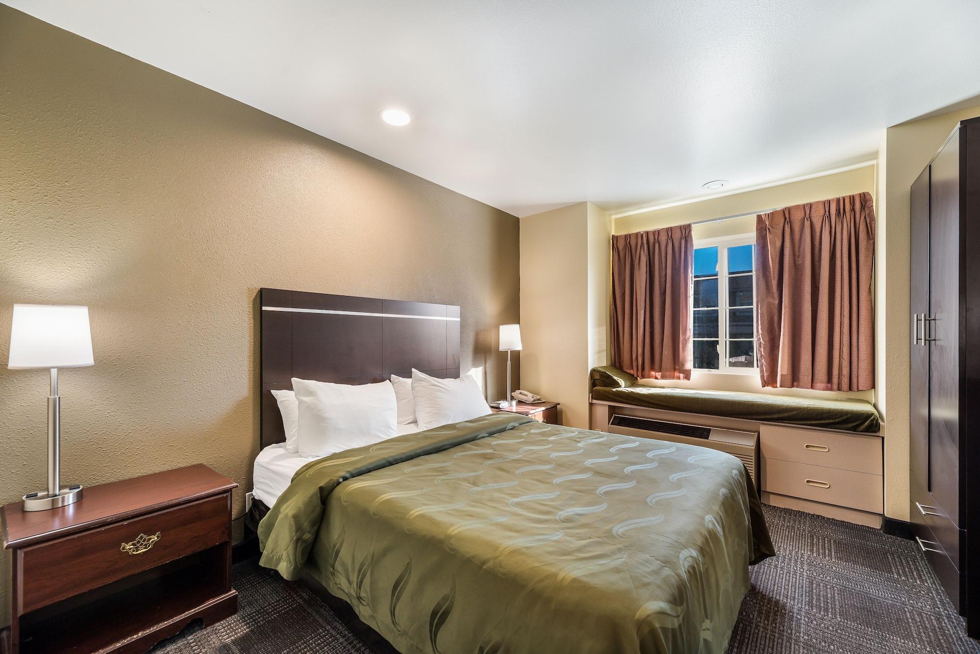 Quality Inn & Suites Near Nas Fallon Eksteriør billede