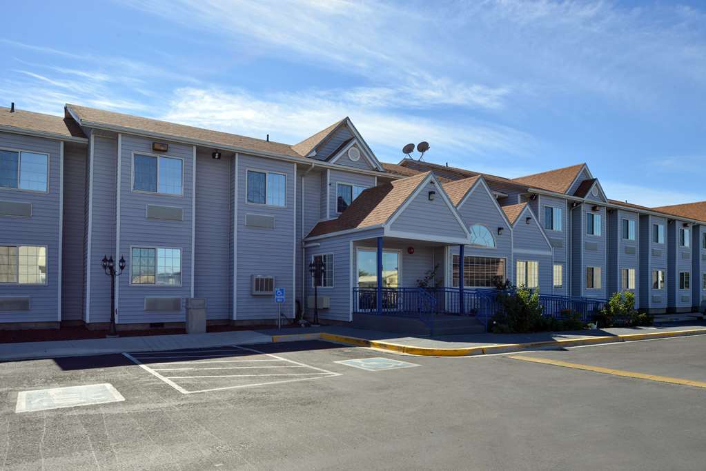 Quality Inn & Suites Near Nas Fallon Eksteriør billede